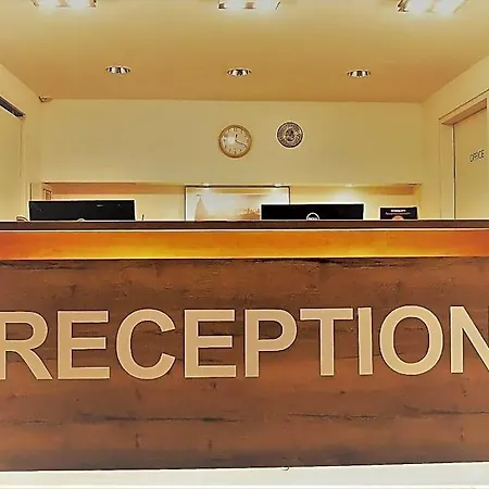 Akcent Otel 4*