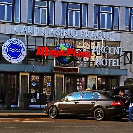 Otel Akcent 3*
